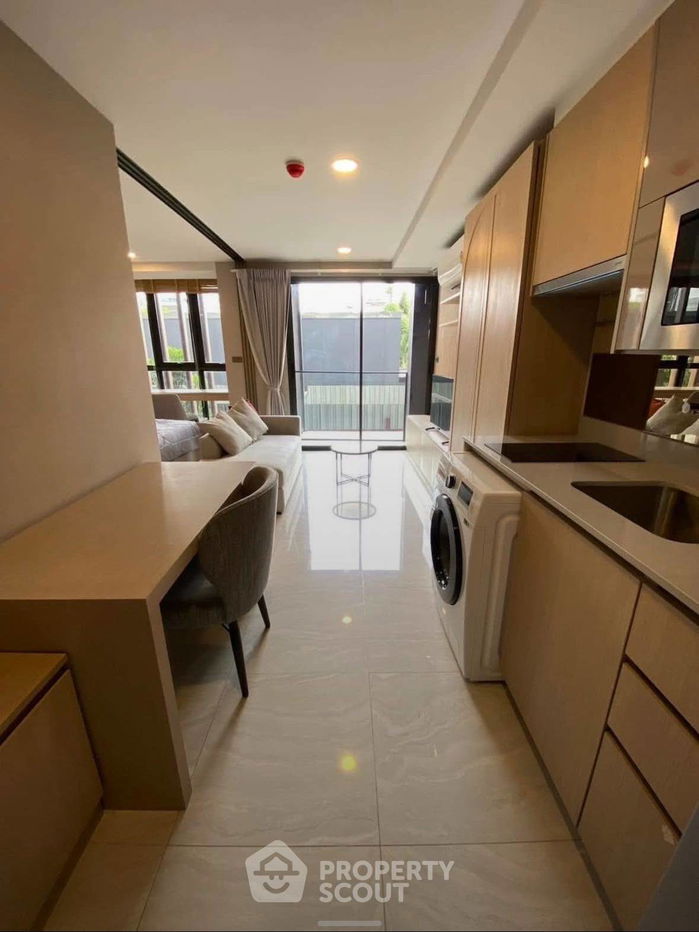 picture 1-BR Condo at Walden Asoke near MRT Sukhumvit (ID 2460831) - 6/11