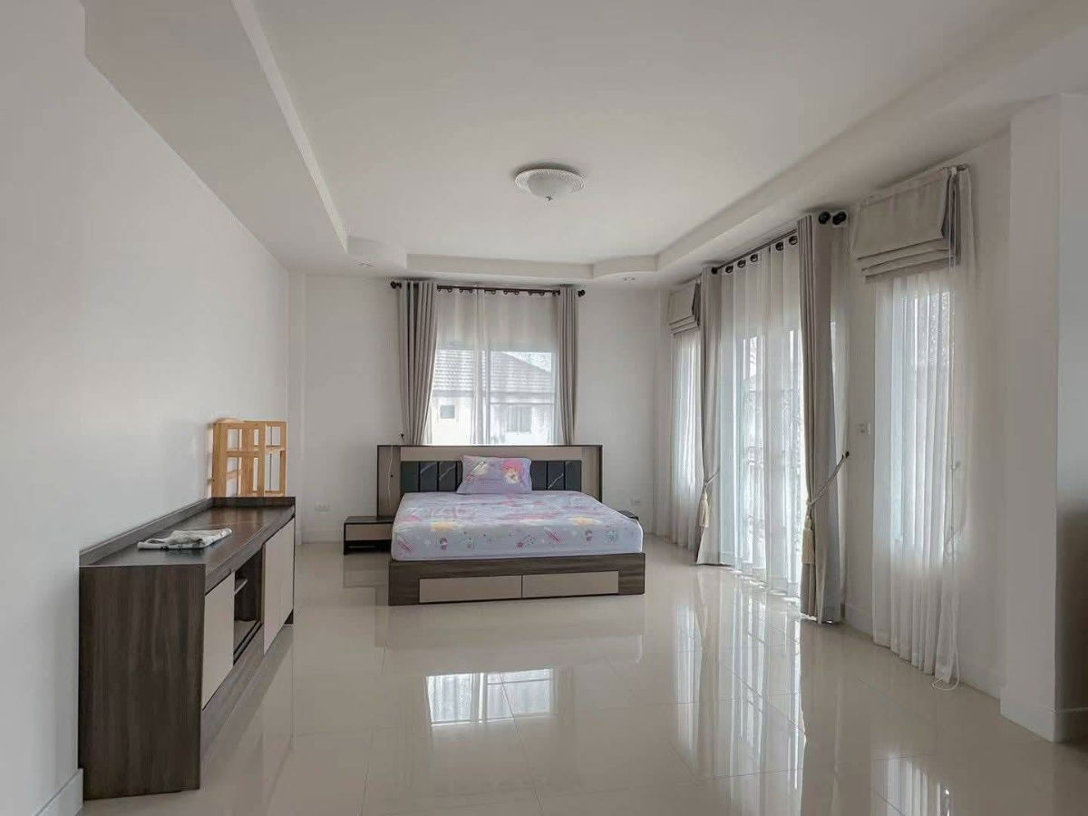 รูป ให้เช่าบ้านเดี่ยว 2 ชั้น พิกัดสันทราย-เชียงใหม่ พร้อมอยู่ เฟอร์นิเจอร์ครบครัน พร้อมเครื่องใช้ไฟฟ้า T.0946511456 - รูปที่ 8/16