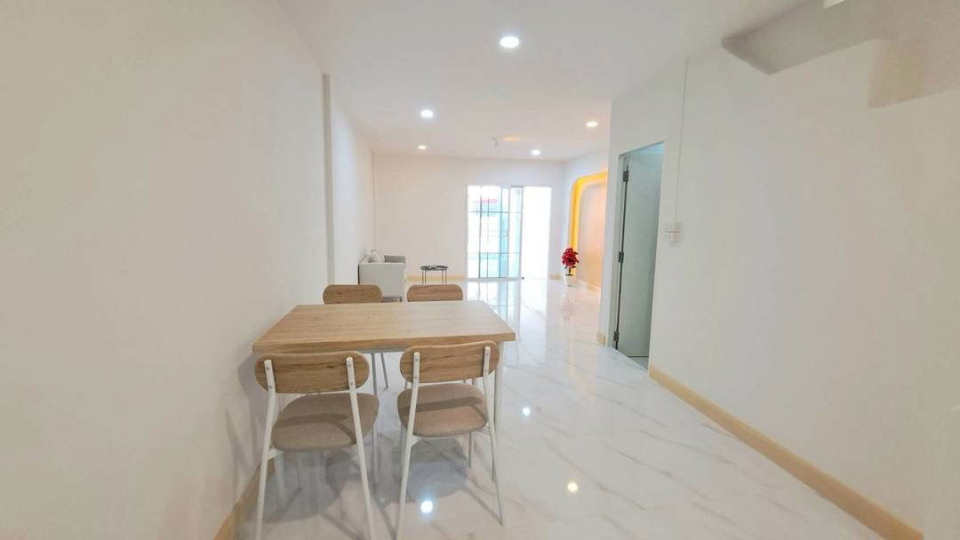 รูป 🏠 ขายบ้านรีโนเวท ราคาดี หมู่บ้านมนวดี วัดลาดปลาดุก  ราคา 1.59 ลบ  ✅ฟรีโอน ✅ - รูปที่ 7/20