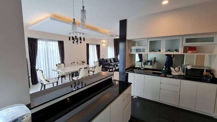 5-bed house for rent, 400 sqm, 71 sq wah, Baan Lumpini Suanluang Rama 9