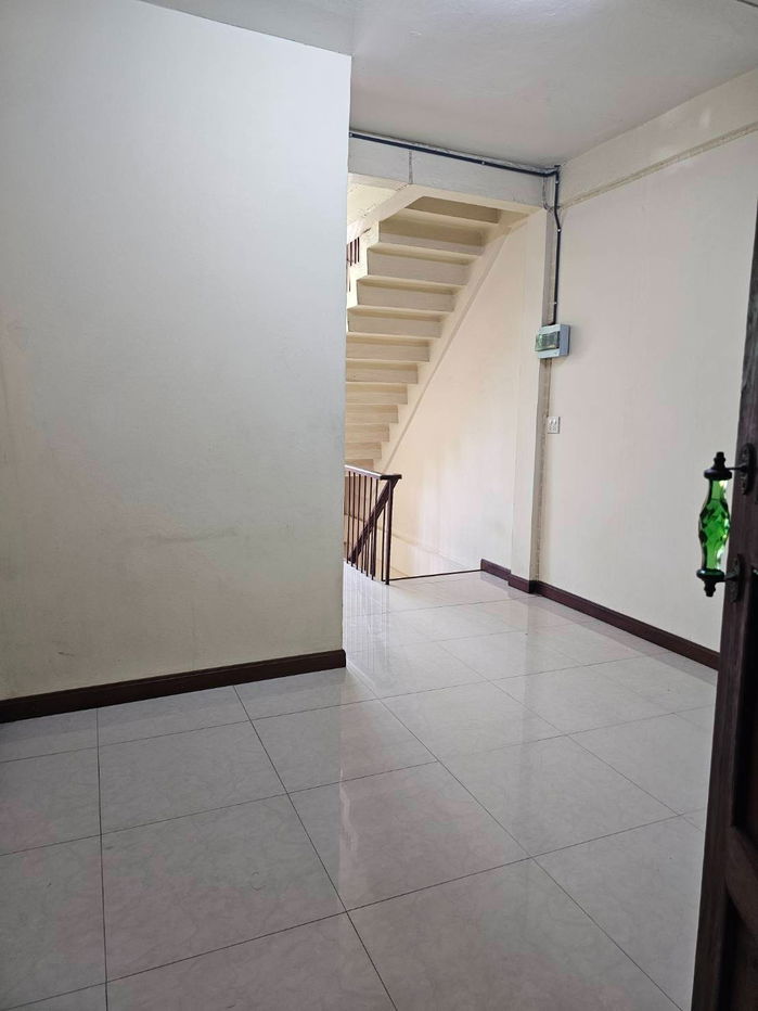 รูป HR3065ให้เช่า อาคารพาณิชย์ 4 ชั้น ติดถนนย่านห้วยขวาง ทำเลทองธุรกิจ ใกล้ MRT สุทธิสาร - รูปที่ 2/19