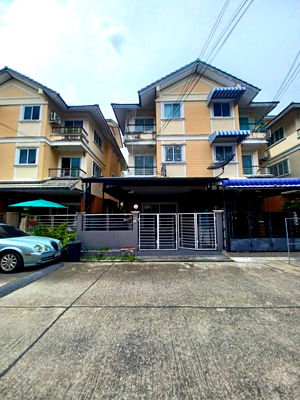 เช่าทาวน์โฮม ม.มหิดล ศาลายา : ให้เช่า ทาวน์โฮม 3 ชั้น  4 ห้องนอน 5 ห้องน้ำ หมู่บ้าน อิ่มอัมพร ทวีวัฒนา  เดินทางสะดวก เข้าออกได้หลายทาง หาของกินง่าย หน้าโครงการ มีร้านสะดวกซื้อ