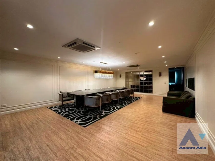 picture 🔼🔽 AccomA 📩  4 BR Townhouse in Khlong Tan Nuea (AA45115) - 5/20