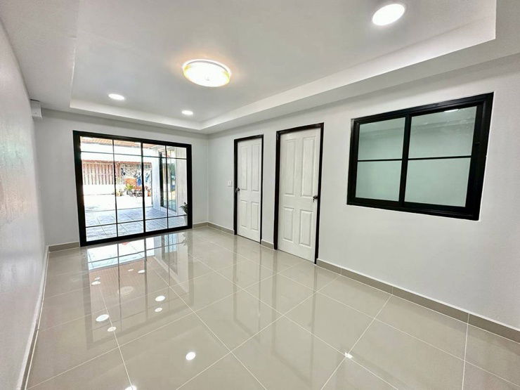 รูป ทาวน์เฮ้าชั้นเดียว ซอยกันตนา รีโนเวทใหม่พร้อมอยู่  - รูปที่ 10/20