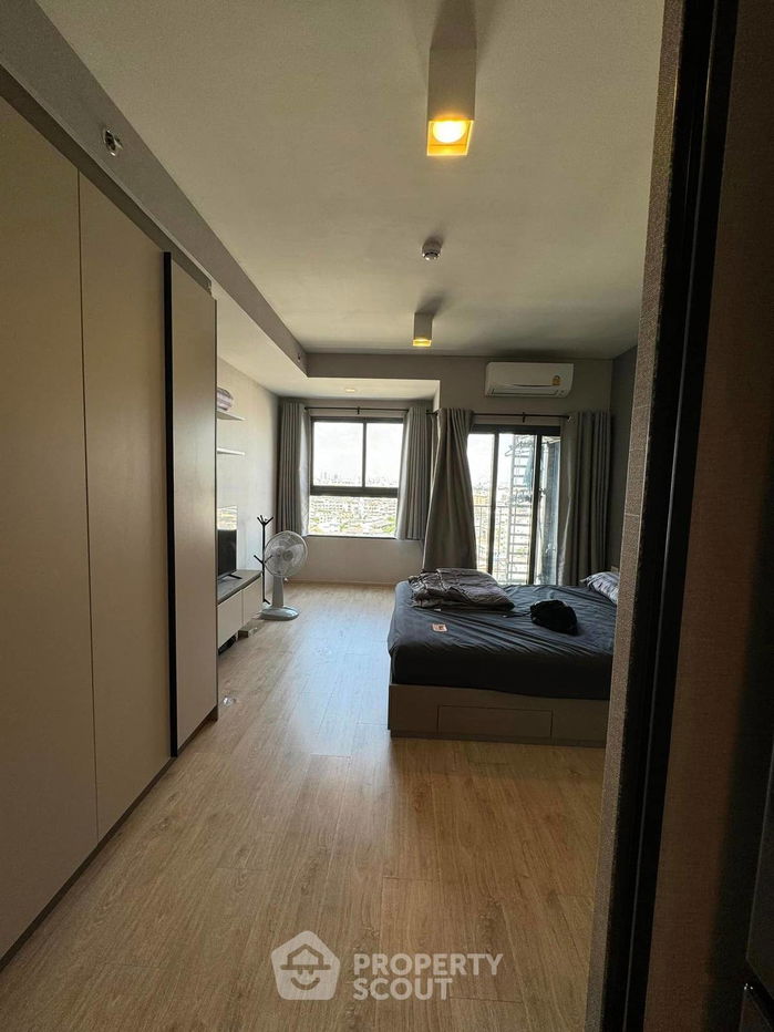 picture 1-BR Condo at Ideo Sathorn-Wongwian Yai near BTS Wongwian Yai (ID 1900312) - 3/6