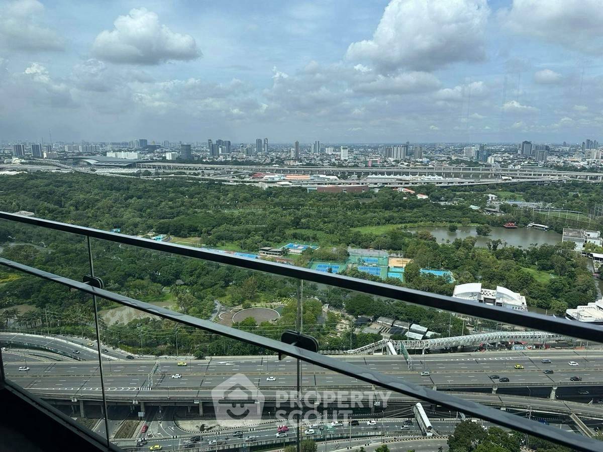 picture 2-BR Condo at The Crest Park Residences near MRT Phahon Yothin (ID 2461869) - 12/13