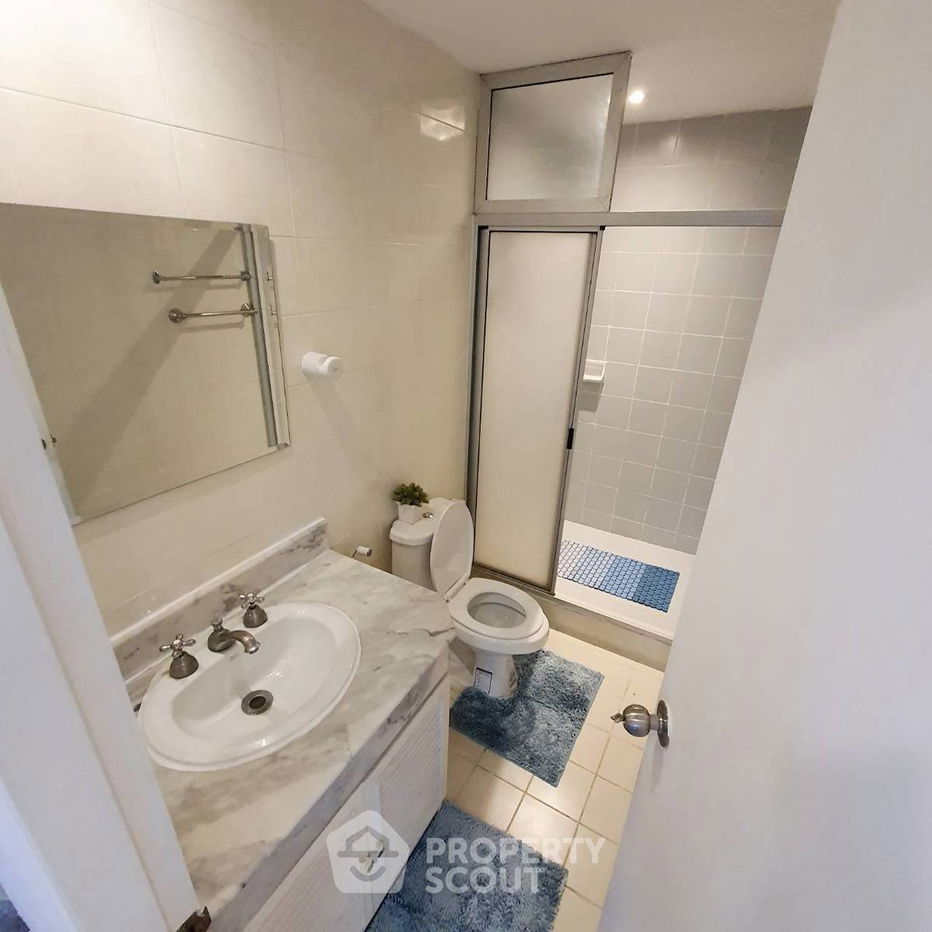 picture 3-BR Condo at D.S. Tower 2 Sukhumvit 39 Condominium near MRT Sukhumvit (ID 2458550) - 7/10