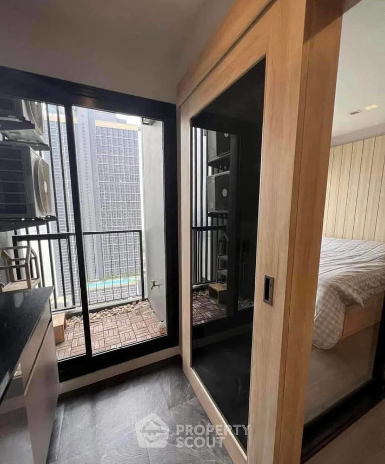 รูป คอนโด 1-ห้องนอน ที่ เดอะโพลิแทน รีฟ ใกล้ MRT สะพานพระนั่งเกล้า (ID 2008040) - รูปที่ 6/13