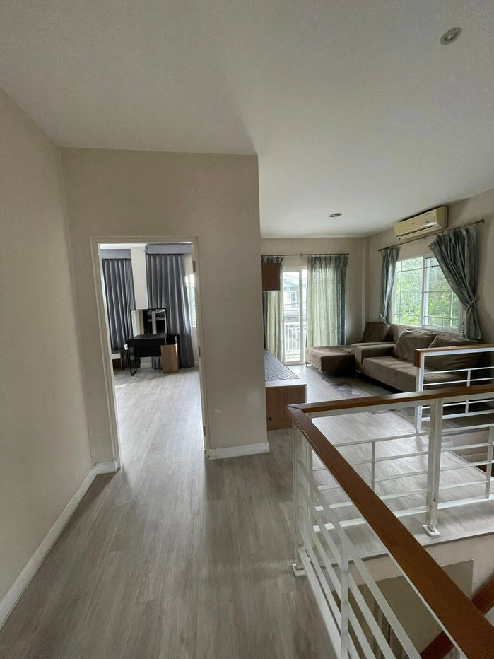 รูป HR3070ให้เช่าบ้านเดี่ยว 2 ชั้น เนื้อที่ 66 ตร.วา โครงการมัณทนา พระราม 9–ศรีนครินทร์ เฟอร์ครบ พร้อมอยู่ - รูปที่ 5/41