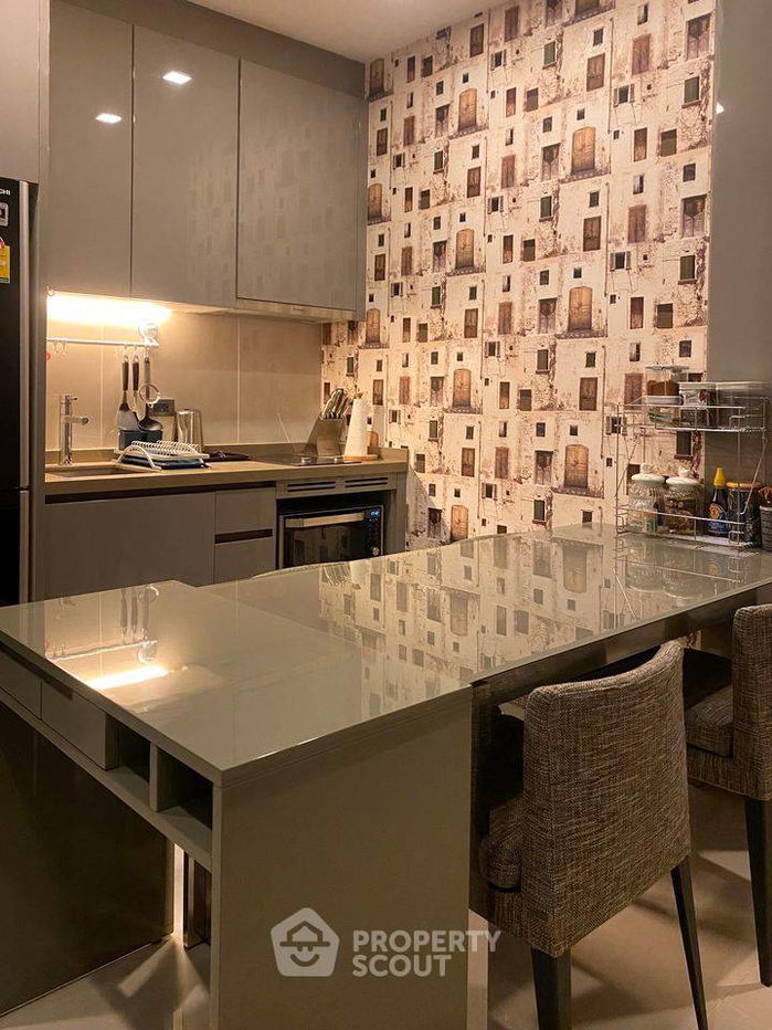 picture 2-BR Condo at M Silom near BTS Chong Nonsi (ID 1407861) - 11/17