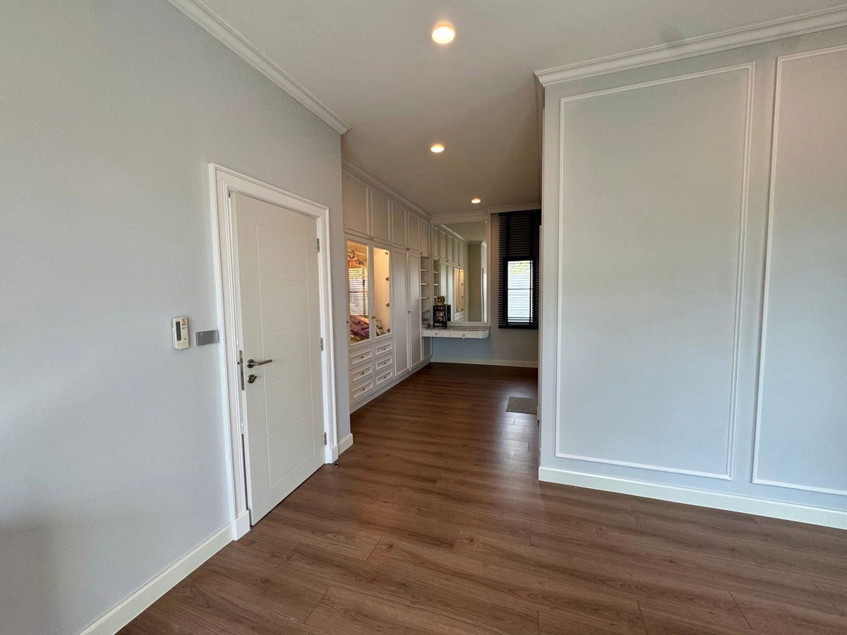 รูป Luxury House For RENT : เศรษฐสิริ บางนา สุวรรณภูมิ แปลงมุม ใกล้ Club house - รูปที่ 10/20