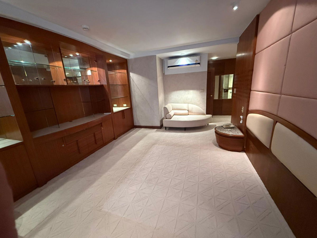 รูป LTH13681 – Condo for Rent | President Park Sukhumvit 24 | 260 sqm | 3 Beds 3 Baths | Near BTS Phrom Phong | 70K/Month | เพรสซิเดนท์ พาร์ค สุขุมวิท 24 - รูปที่ 4/14