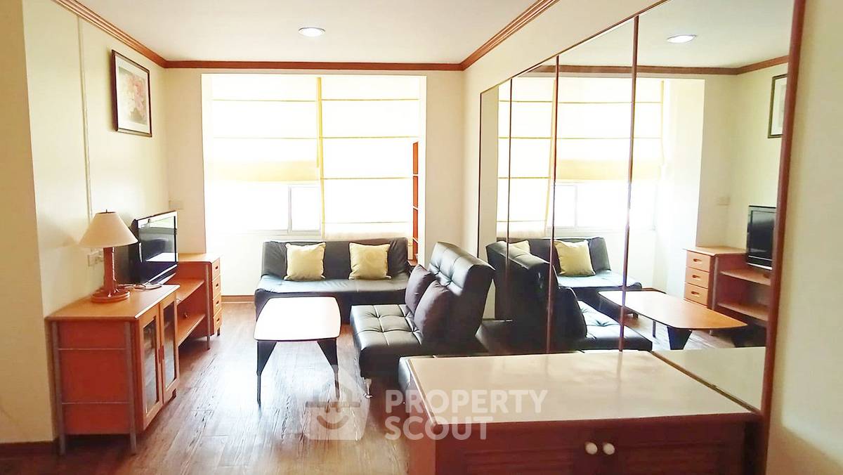 รูป คอนโด 2-ห้องนอน ที่ โมเดิร์นโฮมเพลส ใน สวนหลวง (ID 1355587) - รูปที่ 1/8