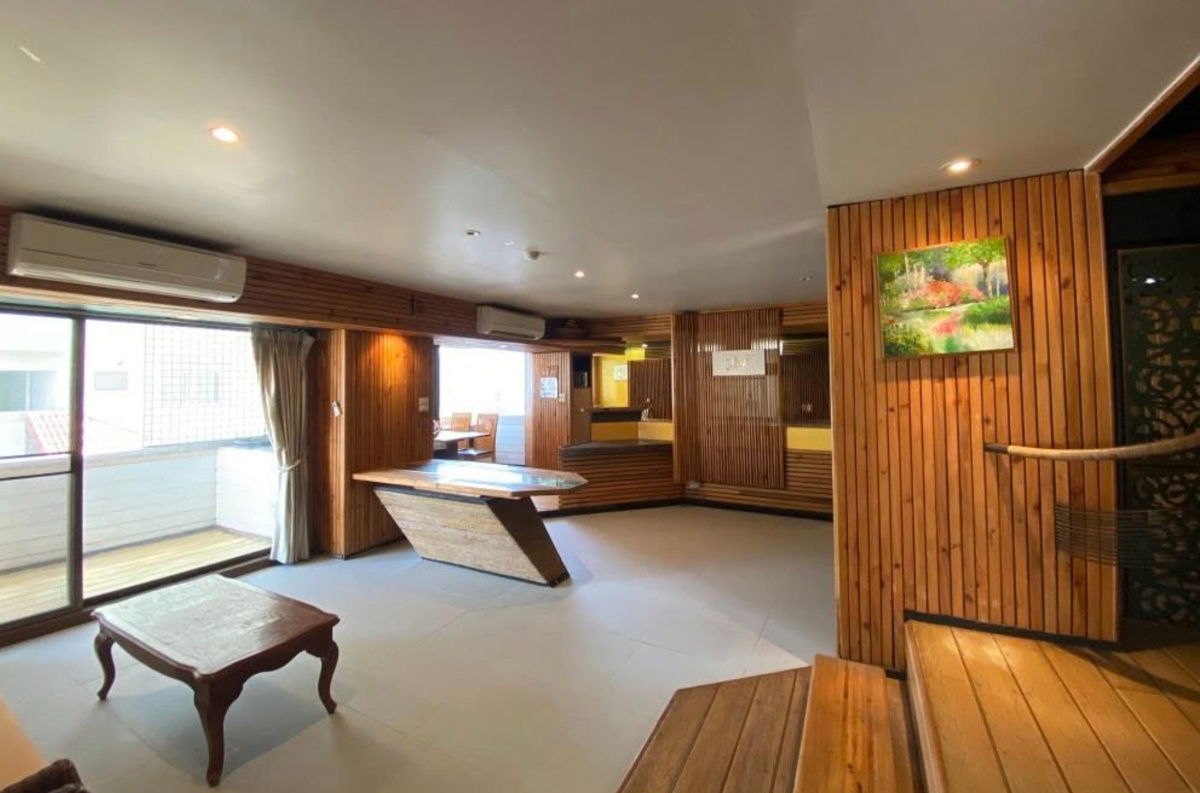 picture Baan Onnut. 3bed 216sqm. Line id: @pfagent - 2/17