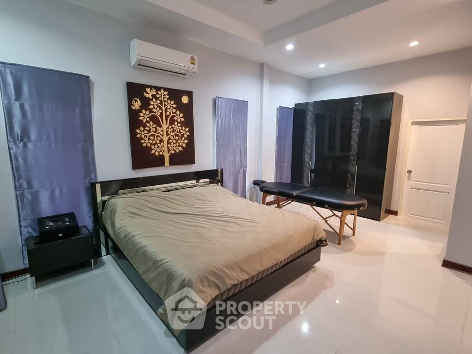 รูป บ้าน 4-ห้องนอน ที่ เดอะ โกลด์ หัวหิน ใน ทับใต้ (ID 2461262) - รูปที่ 2/14