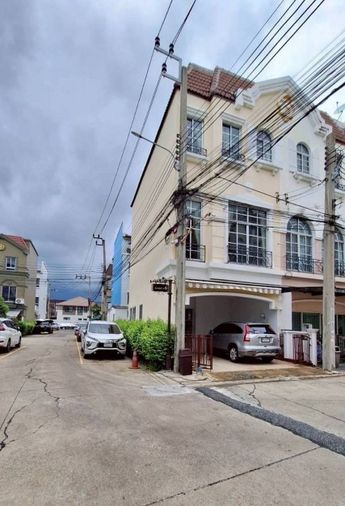 3-bed townhouse for rent, 20 sqm, 160 sq wah, Baan Klang Muang Luzern Sukhumvit