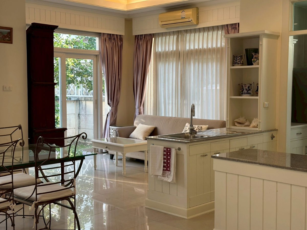 picture A home filled with warmth… and luxury in every corner: Casa Luna Village, 3 bedrooms, 4 bathrooms, land area 79 sq m. - 6/26