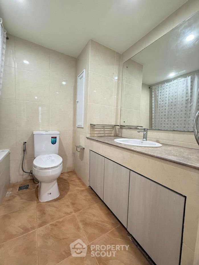 รูป คอนโด 2-ห้องนอน ที่ สุขุมวิท สวีท คอนโดมิเนียม ใกล้ BTS นานา (ID 2458436) - รูปที่ 11/11