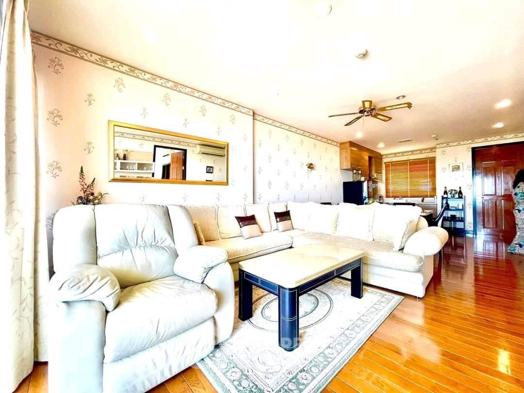 picture 2-BR Condo at Boat House Hua Hin close to The Venezia (ID 2458815) - 4/22