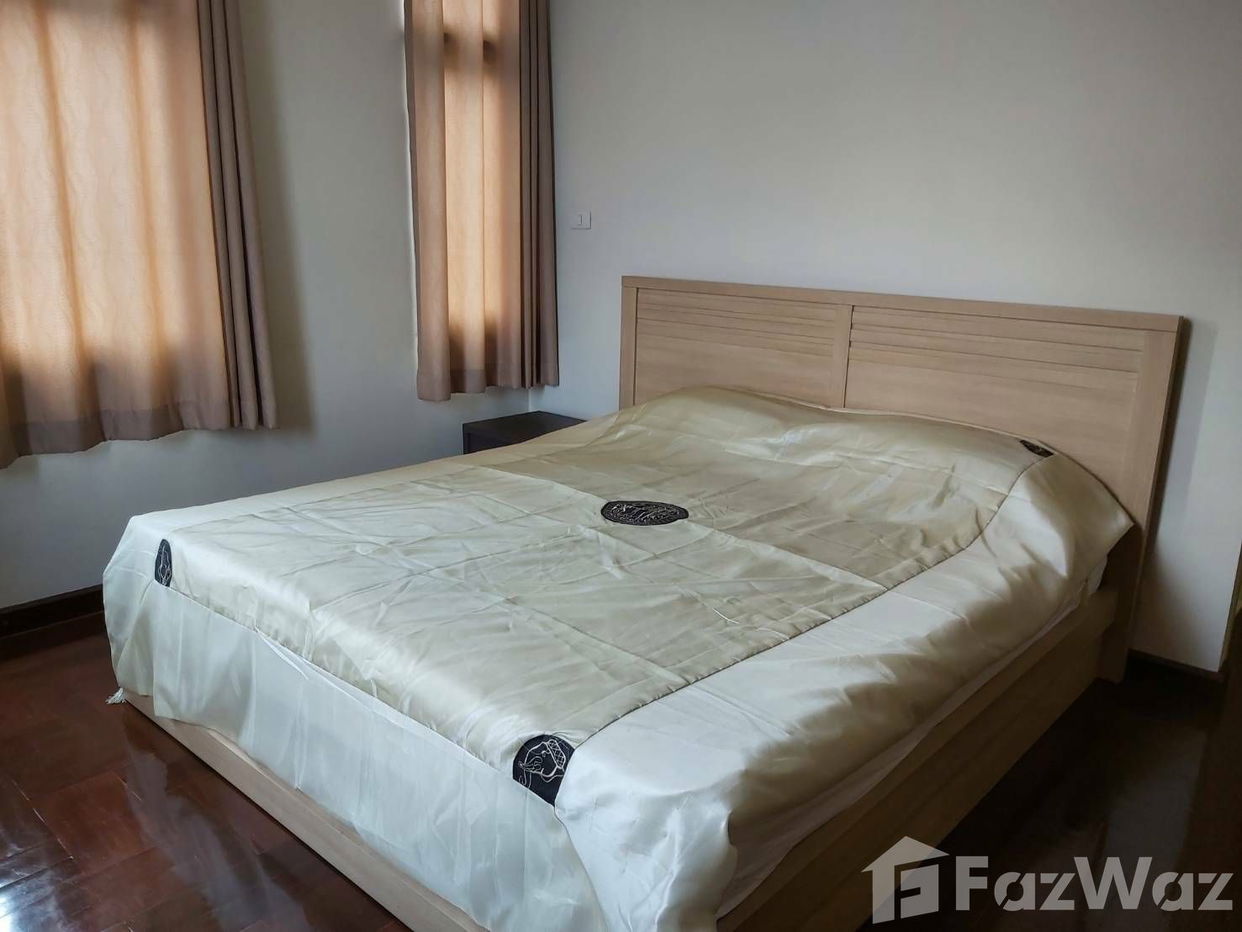 picture Come Get Lost in the K. House Sukhumvit 55 Wonderland! 1150850 - 3/11