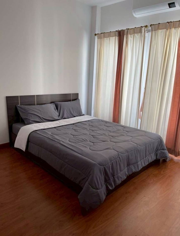 รูป ทาวน์เฮ้าส์ให้เช่า ✨ Baan Klang Muang Luzern Sukhumvit ✨ 3 ห้องนอน 3 ห้องน้ำ เฟอร์นิเจอร์ และ เครื่องใช้ไฟฟ้าครบ  - รูปที่ 3/10