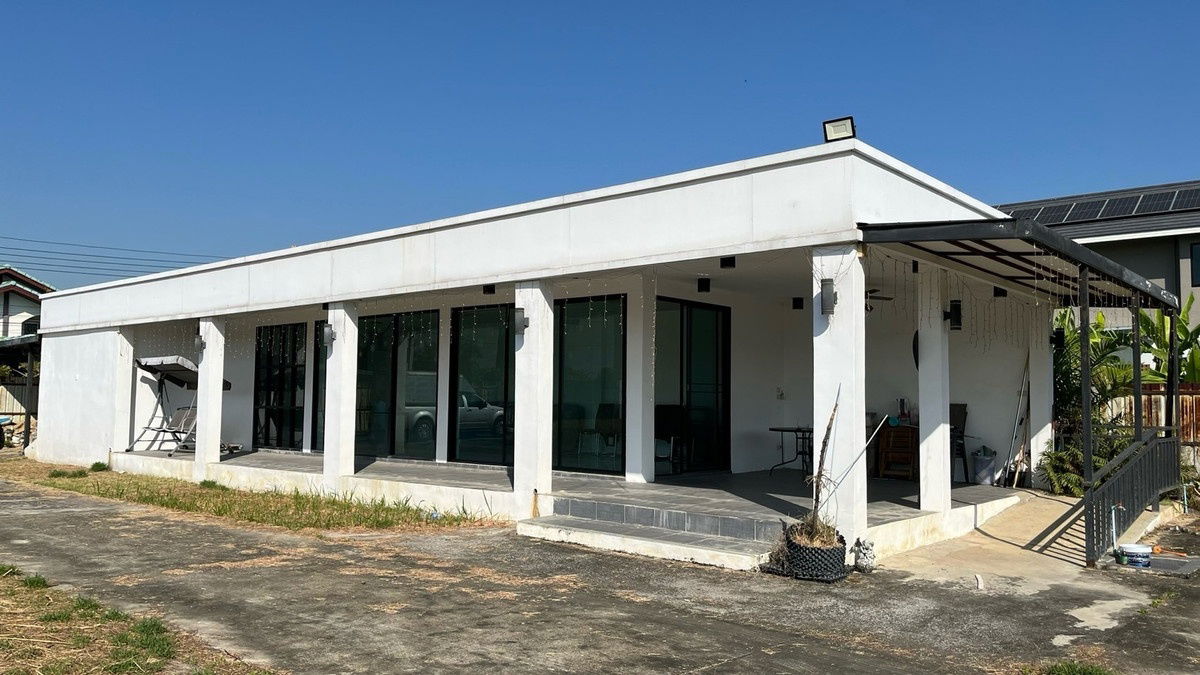 picture Single house for rent in New Pattanakarn Road (SPSAD3677) - 5/12