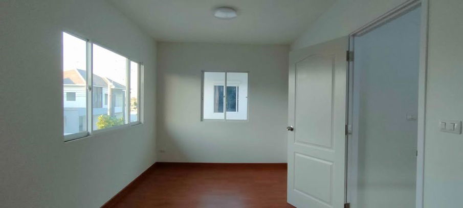 รูป R2803 ให้เช่าบ้านแฝด 2 ชั้น หมู่บ้าน Lanceo CRIB ศรีนครินทร์-เทพารักษ์ (ว่างค่ะ) - รูปที่ 13/16