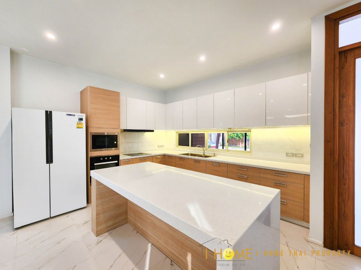 รูป ให้เช่า Pool Villa  2ชั้น  มี 4 ห้องนอน 5 ห้องน้ำ 1 ห้องครัว จอดรถได้ 2 คัน  - รูปที่ 5/50