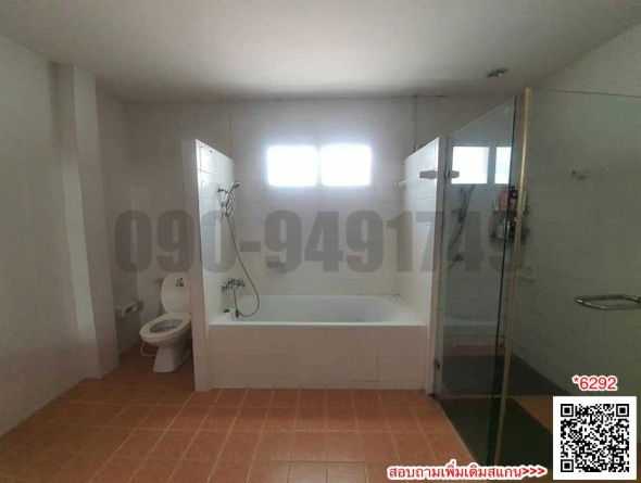 picture Single house for sale, Royal Park Ville Village, Suwinthawong 44, next to Suwinthawong main road. - 9/9