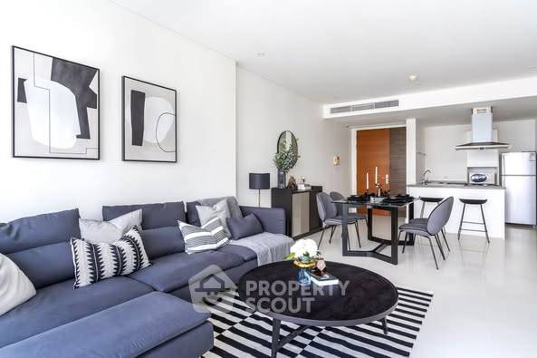 picture 2-BR Condo at Fullerton Sukhumvit near BTS Ekkamai (ID 2369470) - 4/33