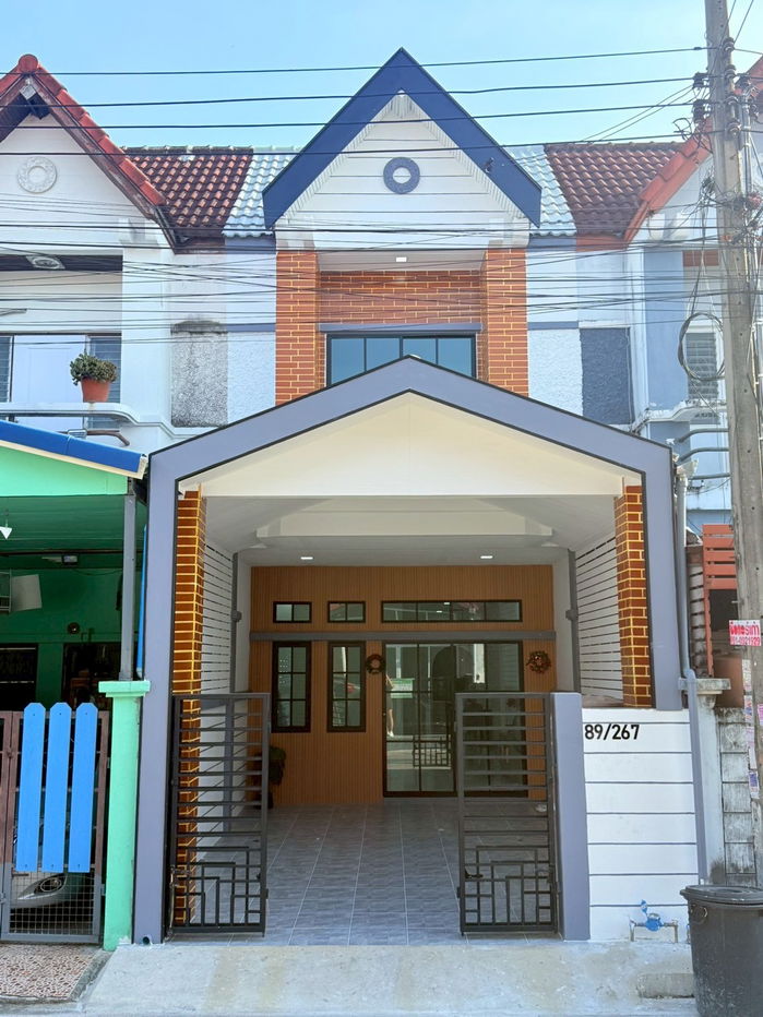 รูป  ทาวน์เฮาส์ 2 ชั้น รีโนเวทใหม่ ทำเลดี แถมเฟอร์นิเจอร์ครบครัน หมู่บ้าน มารวย2 ถนนพหลโยธิน54/1 สายไหม บางเขน - รูปที่ 2/21