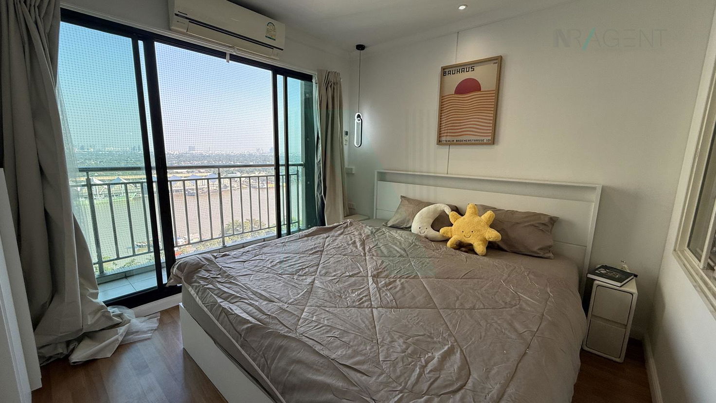 รูป ให้เช่าคอนโด ลุมพินี เพลส นราธิวาส - เจ้าพระยา อาคาร c ชั้น 24 1 ห้องนอน ขนาด 45 ตรม ใกล้ เซ็นทรัล พระราม 3 - รูปที่ 5/8