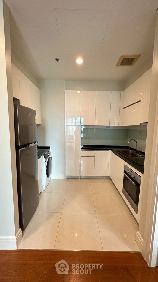 picture 2-BR Condo at Bright Sukhumvit 24 Condominium near BTS Phrom Phong (ID 2338024) - 8/17