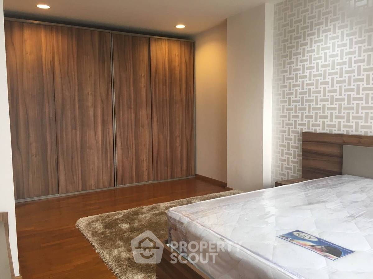 picture 3-BR Condo at River Heaven Chareonkrung in Bang Kho Laem (ID 414302) - 14/21