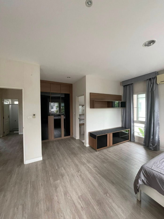 รูป HR3070ให้เช่าบ้านเดี่ยว 2 ชั้น เนื้อที่ 66 ตร.วา โครงการมัณทนา พระราม 9–ศรีนครินทร์ เฟอร์ครบ พร้อมอยู่ - รูปที่ 14/41