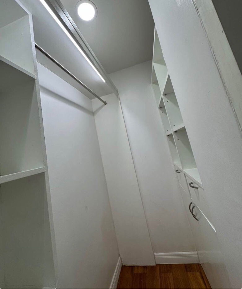 picture Baan Thanon              Sarasin  - 7/10