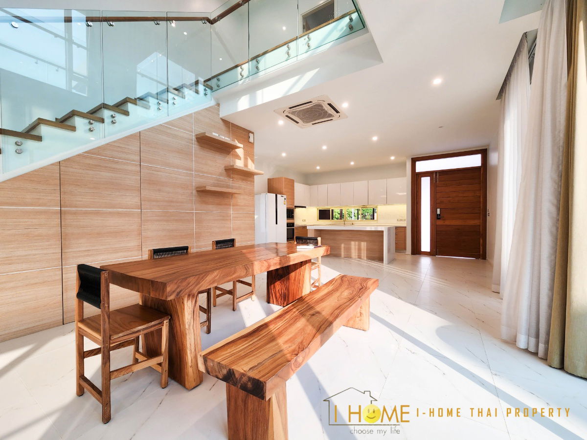 รูป ให้เช่า Pool Villa  2ชั้น  มี 4 ห้องนอน 5 ห้องน้ำ 1 ห้องครัว จอดรถได้ 2 คัน  - รูปที่ 12/50