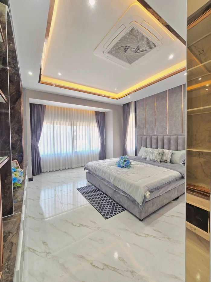 รูป บ้านเดี่ยวพูลวิลล่าพัทยา 3 ห้องนอน | ติดสุขุมวิท ตกแต่งพร้อมอยู่ - รูปที่ 13/40