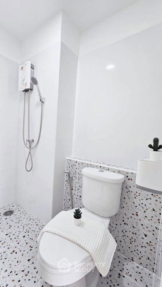 picture 1-BR Condo at The Tree Ladprao in Lat Phrao (ID 2333291) - 11/12