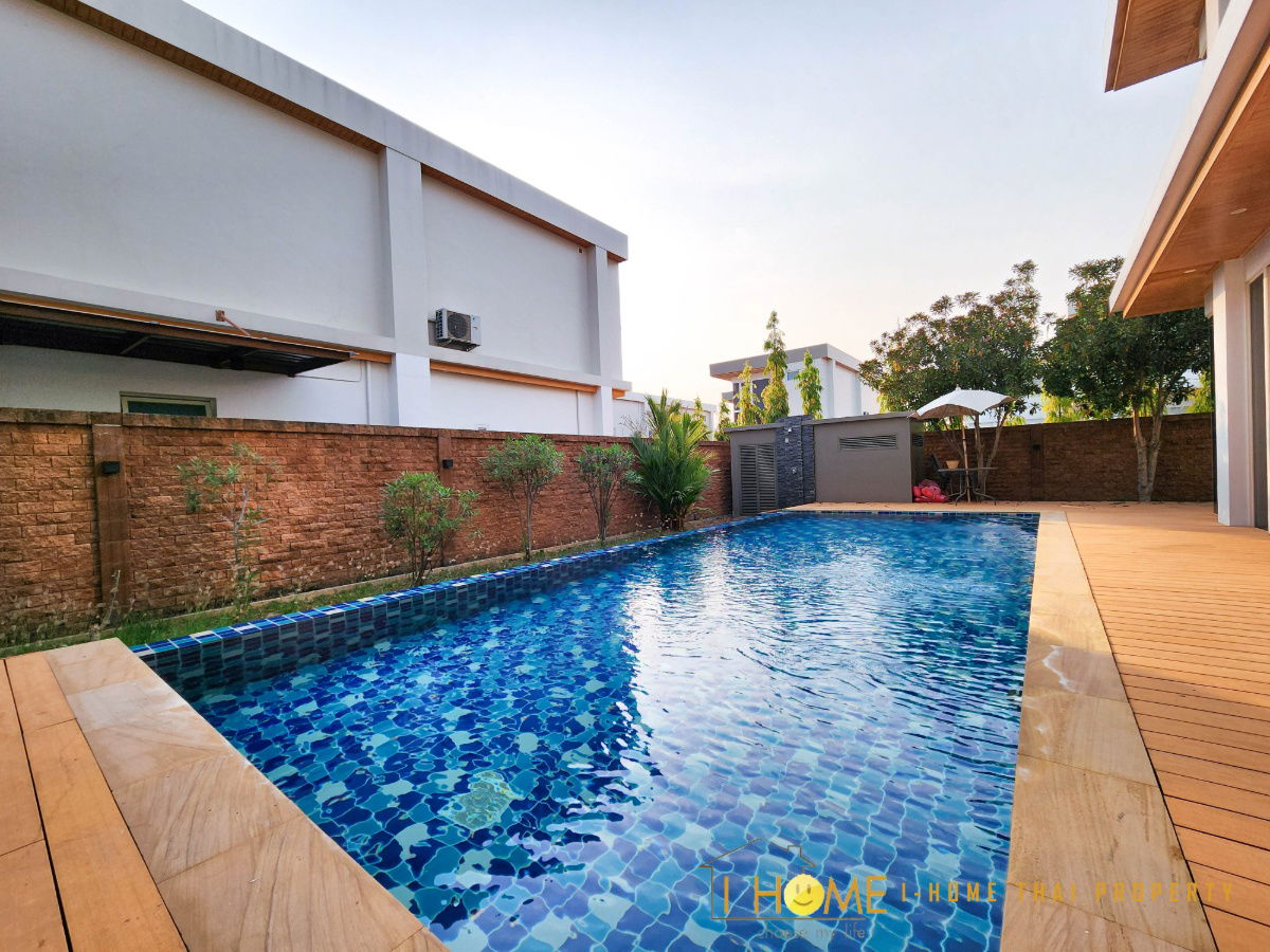 รูป ให้เช่า Pool Villa  2ชั้น  มี 4 ห้องนอน 5 ห้องน้ำ 1 ห้องครัว จอดรถได้ 2 คัน  - รูปที่ 49/50