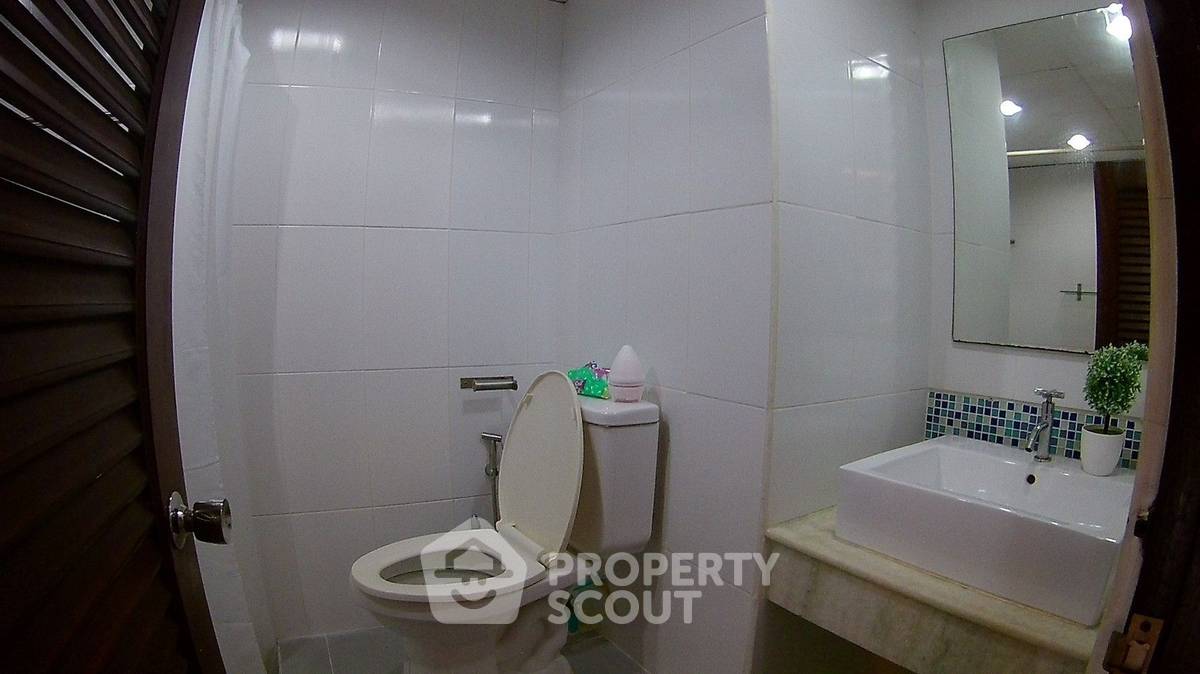 picture 1-BR Condo at Saranjai Mansion Condominium near BTS Nana (ID 1535767) - 12/14