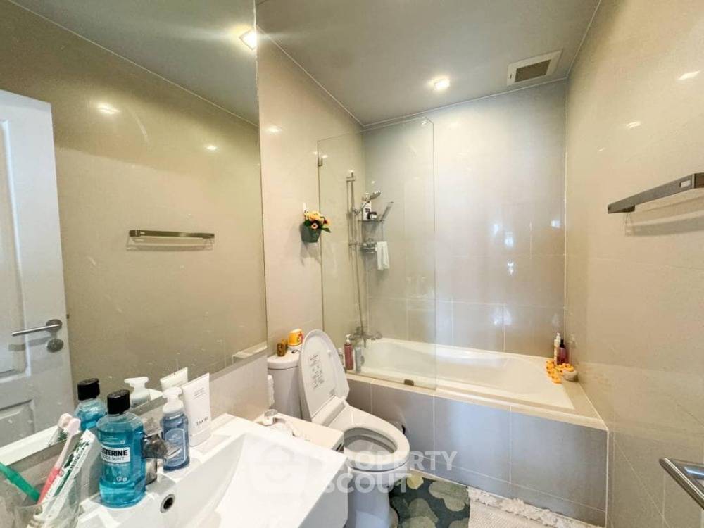 picture 1-BR Condo at Noble Refine Prompong near BTS Phrom Phong (ID 1887905) - 13/14