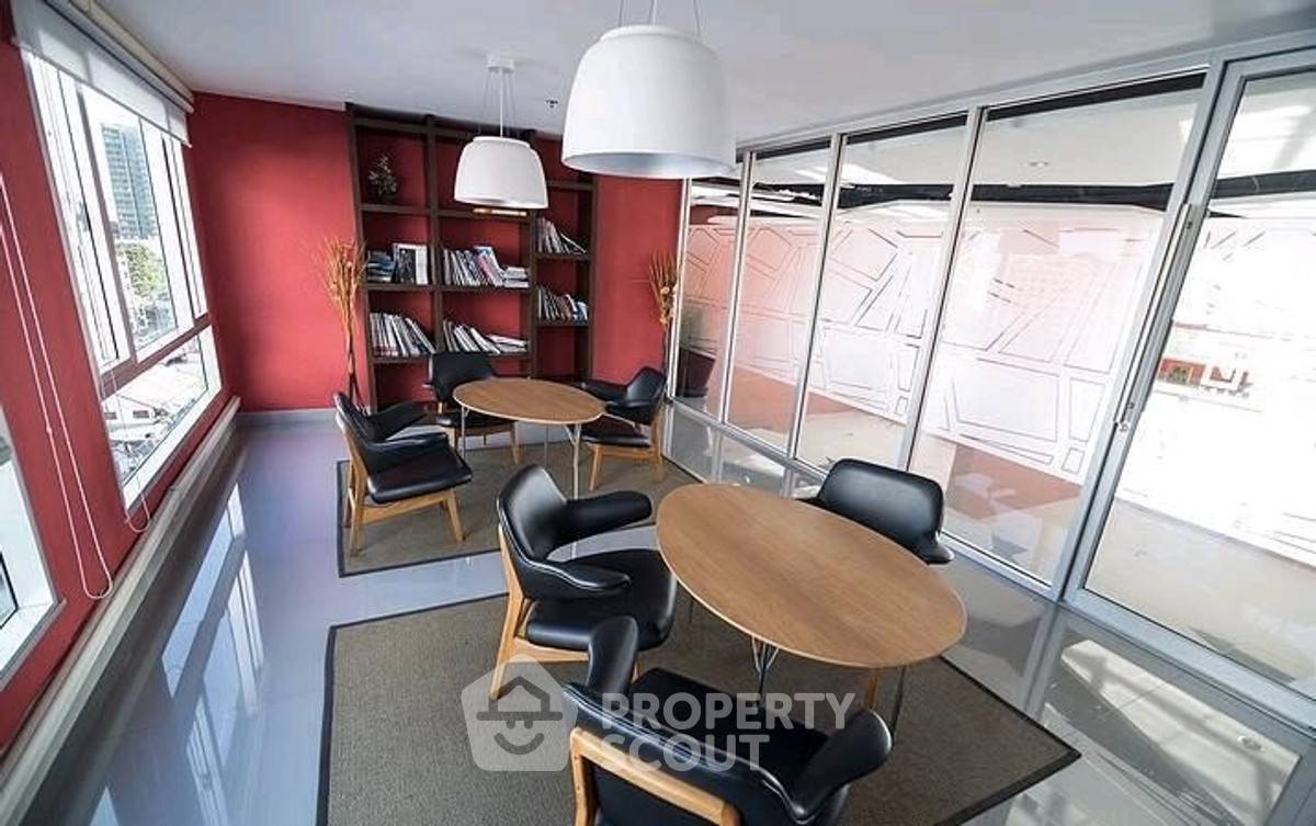 picture 2-BR Condo at Thru Thonglor in Bang Kapi (ID 2458745) - 14/15