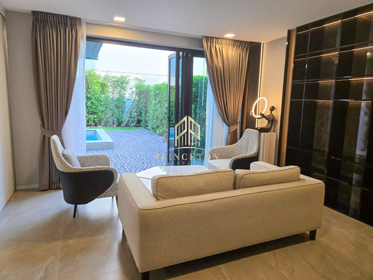 picture Luxury House For Rent Vive KrungthrepKreetha With Private Pool - 5/37