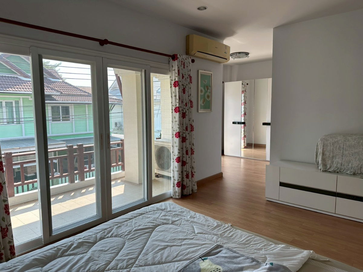 picture For Sale: Casalunar Village, in pristine condition, ready for viewing: 3 bedrooms, 3 bathrooms, 64 sq m. - 11/25