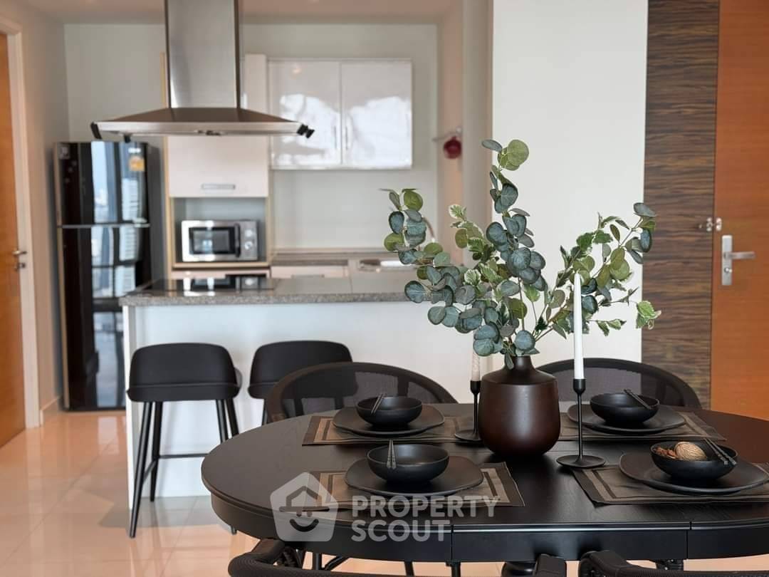 picture 2-BR Condo at Fullerton Sukhumvit near BTS Ekkamai (ID 1928361) - 4/19