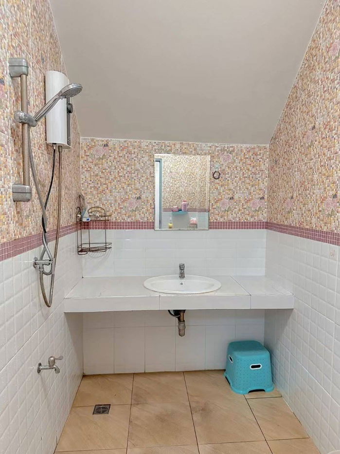 รูป ให้เช่าบ้านเดี่ยว 2 ชั้น พิกัดสันทราย-เชียงใหม่ พร้อมอยู่ เฟอร์นิเจอร์ครบครัน พร้อมเครื่องใช้ไฟฟ้า T.0946511456 - รูปที่ 13/16