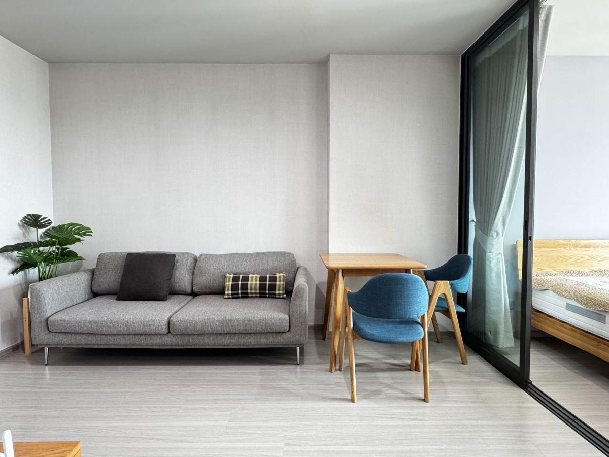 picture Condo for Rent Life Ladprao (CR03350) - 1/7