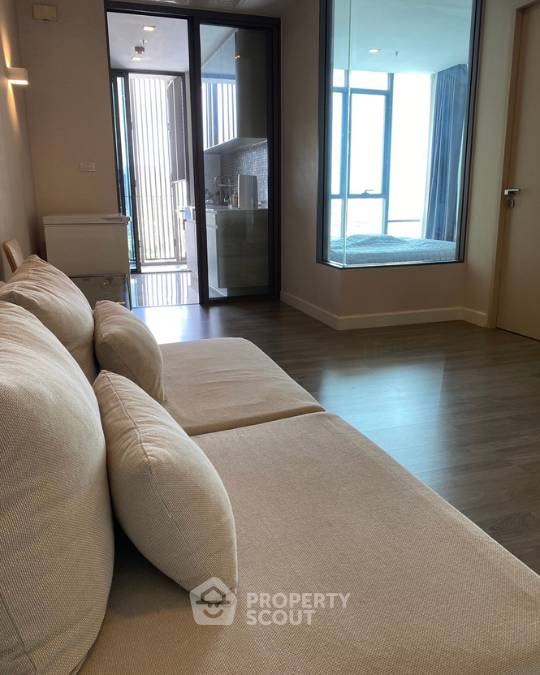 picture 1-BR Condo at The Room Bts Wongwianyai near BTS Wongwian Yai (ID 2461041) - 1/9
