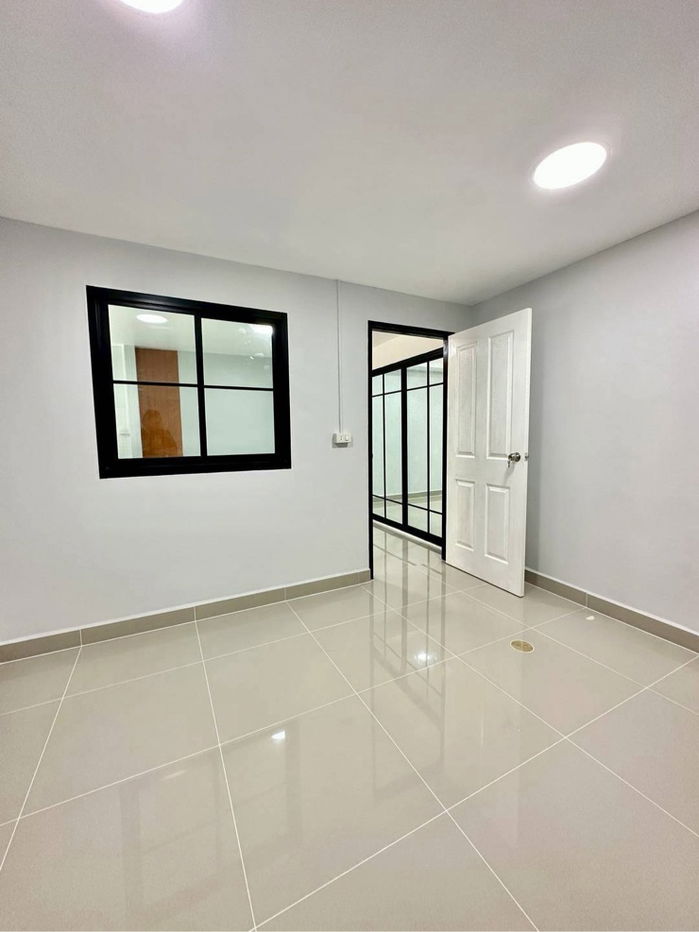 รูป ทาวน์เฮ้าชั้นเดียว ซอยกันตนา รีโนเวทใหม่พร้อมอยู่  - รูปที่ 13/20